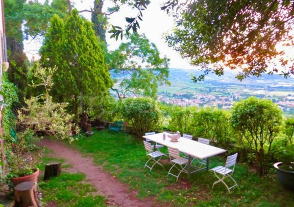 casa indipendente in vendita ad Orvieto in zona Bagni