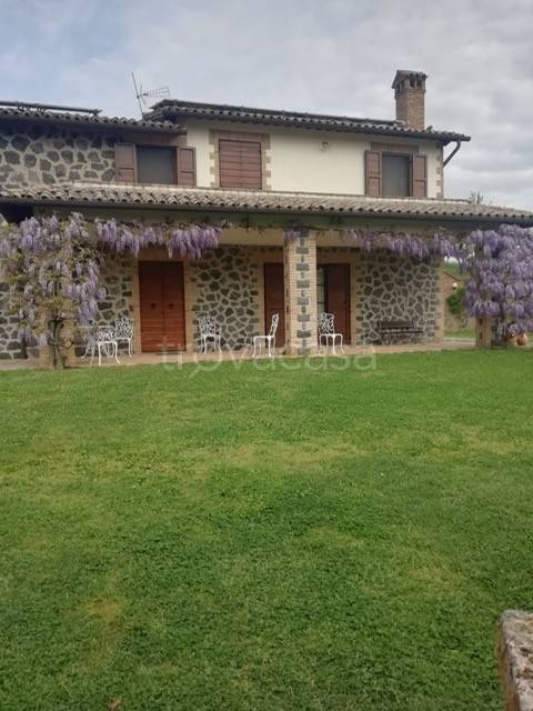 casa indipendente in vendita ad Orvieto in zona Bagni