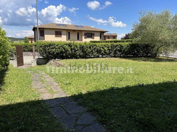 casa indipendente in vendita ad Orvieto in zona Botto