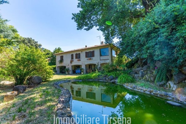casa indipendente in vendita ad Orvieto in zona Bagni