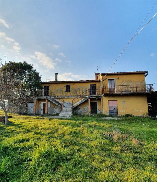 casa indipendente in vendita ad Orvieto in zona Stazione di Castiglione