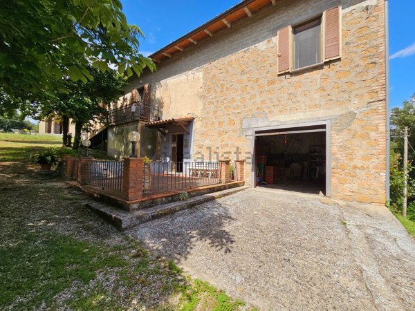 casa indipendente in vendita ad Orvieto in zona Bagni