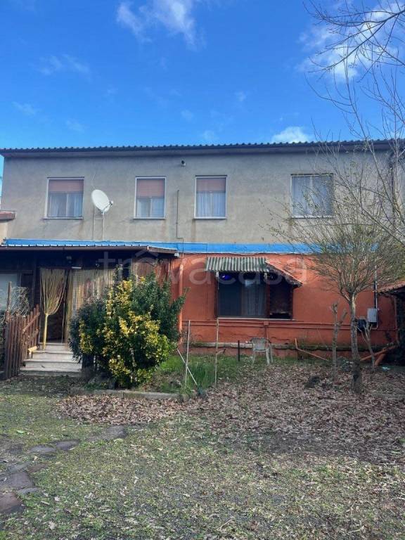 casa indipendente in vendita ad Orvieto in zona Biagio