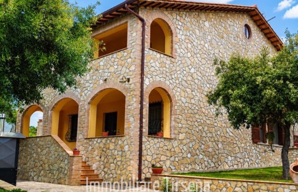 casa indipendente in vendita ad Orvieto in zona Prodo