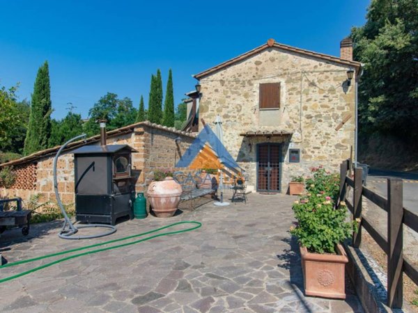 appartamento in vendita ad Orvieto in zona Corbara