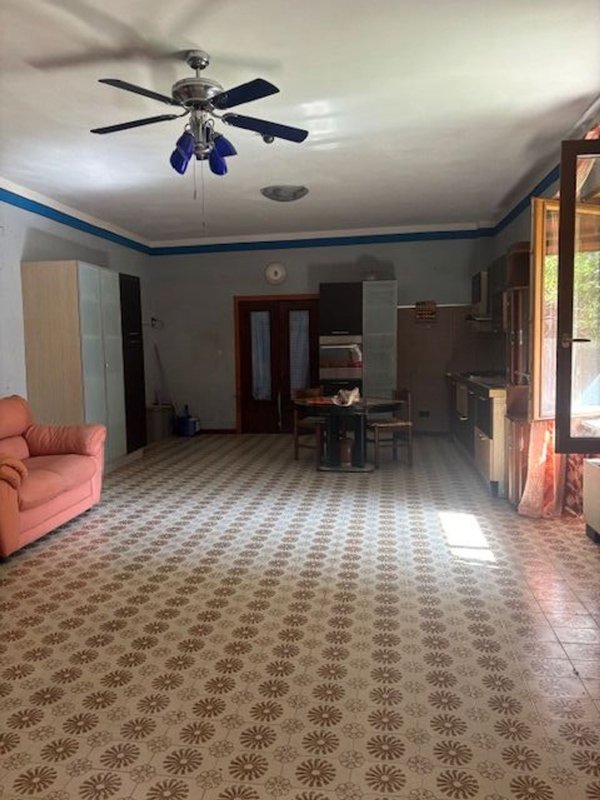 casa indipendente in vendita ad Orvieto in zona Bagni