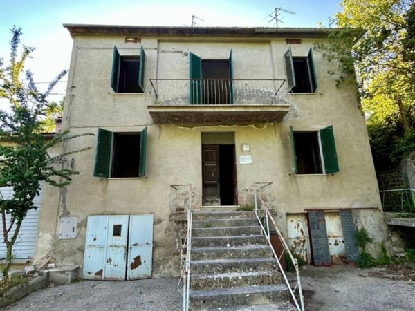 casa indipendente in vendita ad Orvieto in zona Prodo