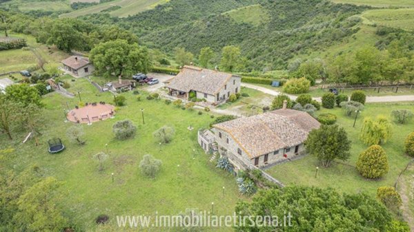 azienda agricola in vendita ad Orvieto in zona Bagni