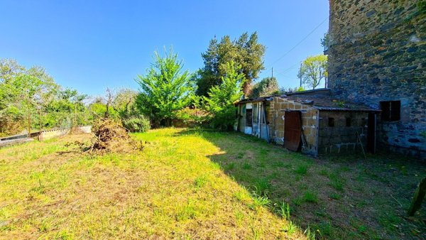 casa indipendente in vendita ad Orvieto in zona Canonica