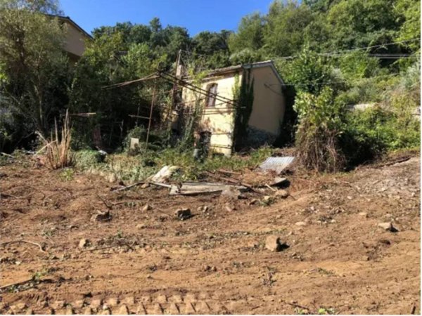 casa indipendente in vendita ad Orvieto in zona Canonica