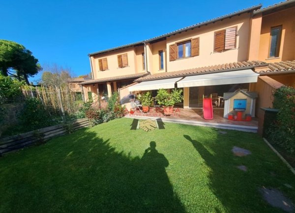 villetta a schiera in vendita ad Orvieto