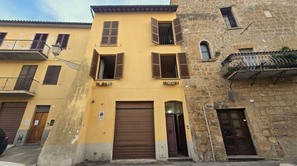 casa indipendente in vendita ad Orvieto