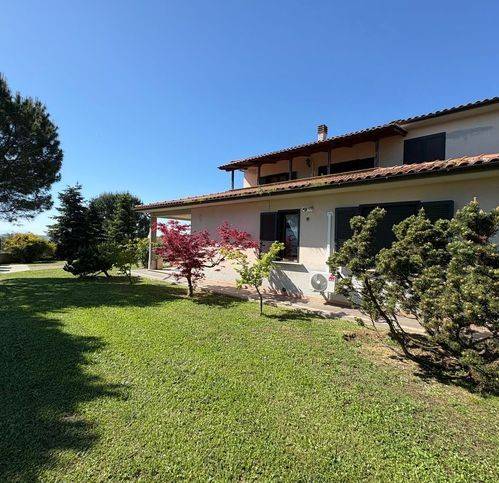 casa indipendente in vendita ad Otricoli