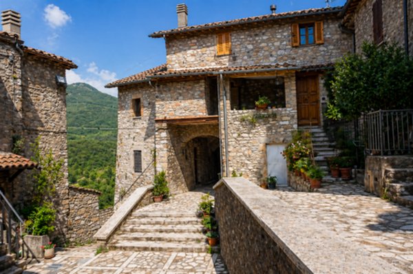 intera palazzina in vendita ad Otricoli in zona Poggio