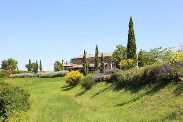 casa indipendente in vendita a Parrano