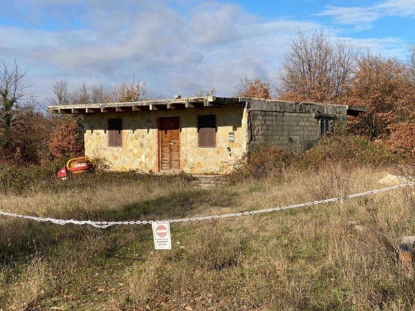 casa indipendente in vendita a Parrano