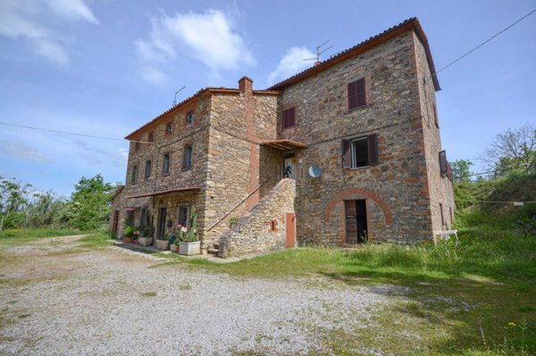 casa indipendente in vendita a Parrano