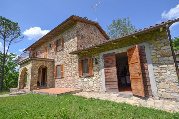 casa indipendente in vendita a Parrano