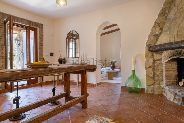 casa indipendente in vendita a Parrano