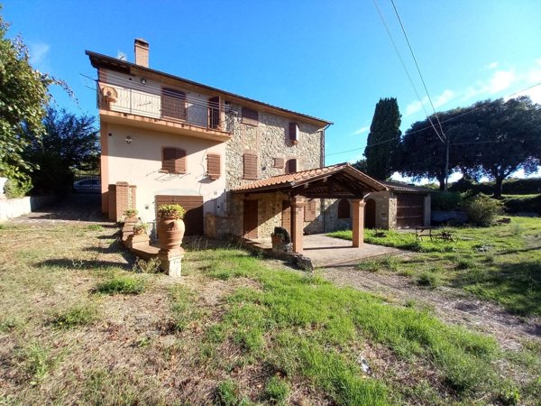 casale in vendita a Parrano