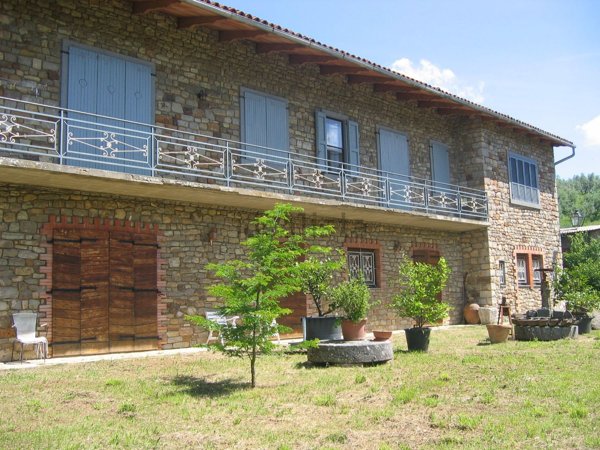 casa indipendente in vendita a Parrano