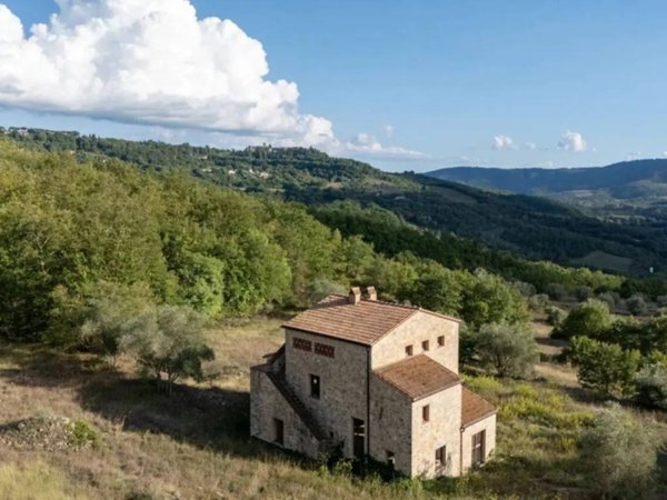 casa indipendente in vendita a Parrano