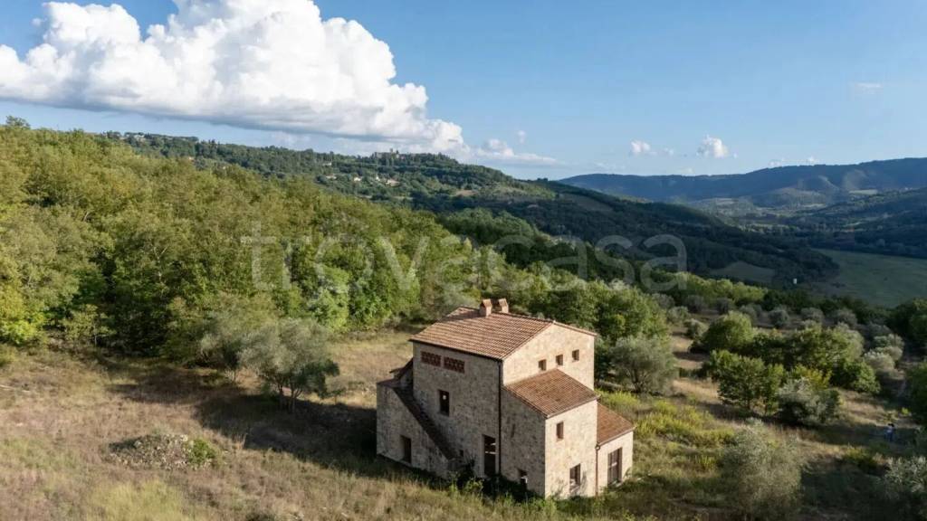 casa indipendente in vendita a Parrano