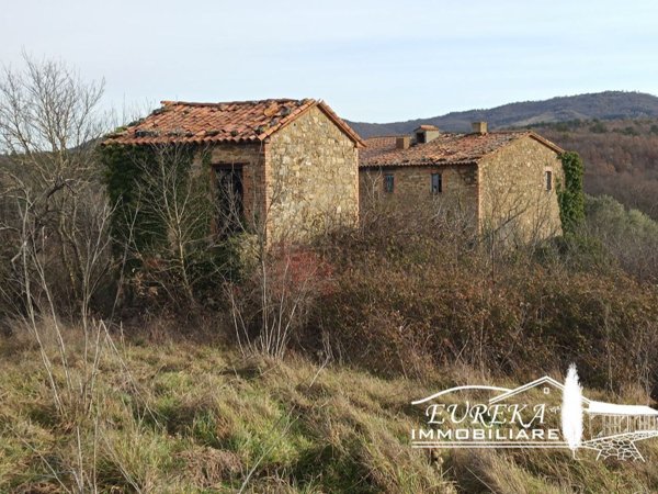 casale in vendita a Parrano in zona Frattaguida