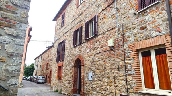 appartamento in vendita a Parrano in zona Cantone