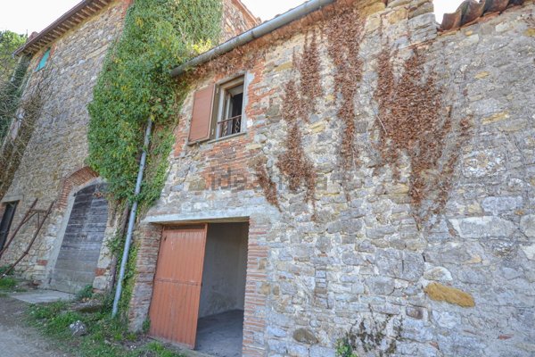 casale in vendita a Parrano