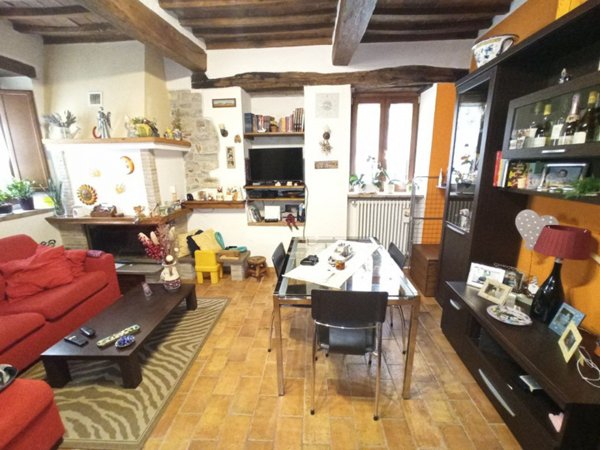 appartamento in vendita a Parrano in zona Cantone