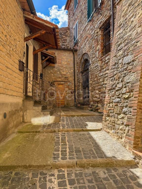 casa indipendente in vendita a Parrano
