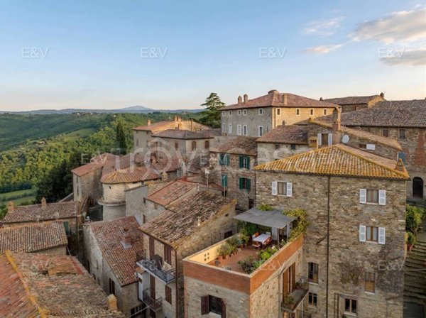 casa indipendente in vendita a Parrano