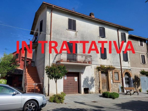 casa indipendente in vendita a Penna in Teverina