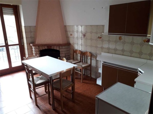 appartamento in vendita a Penna in Teverina