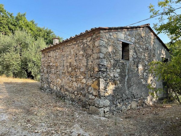 appartamento in vendita a Penna in Teverina