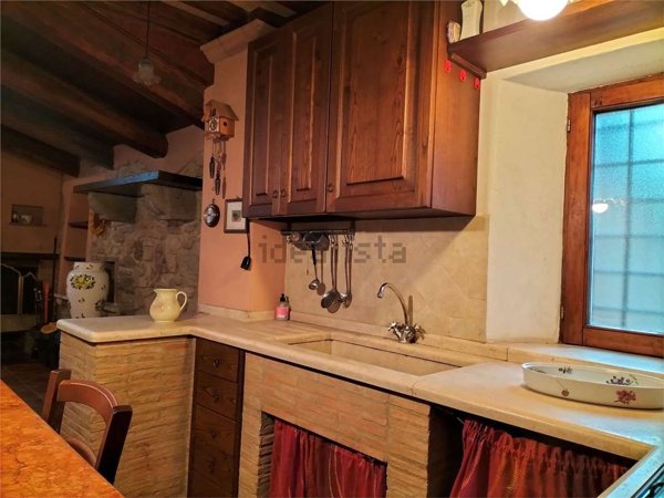 appartamento in vendita a Penna in Teverina