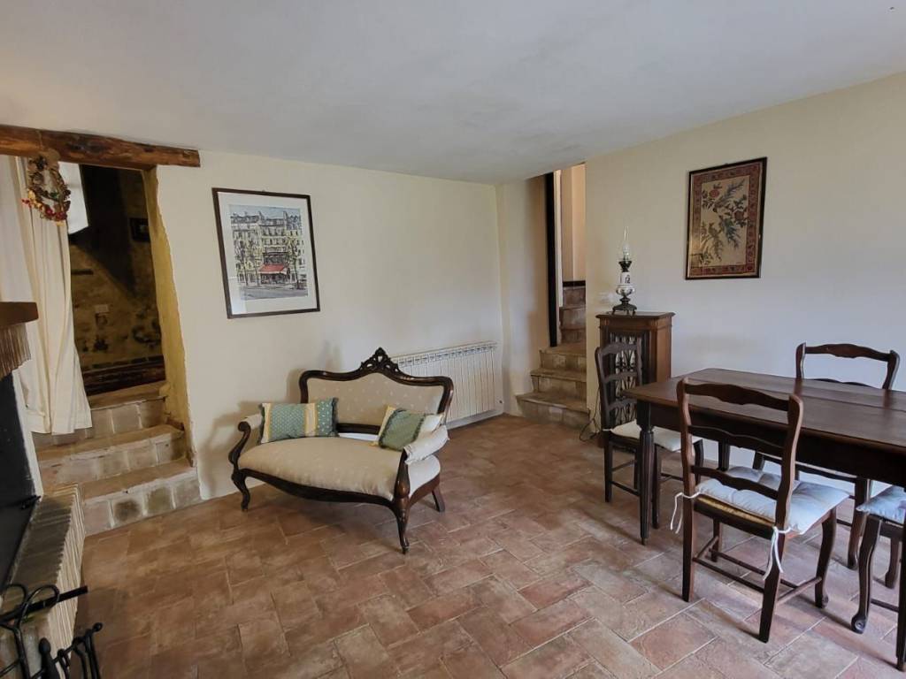 appartamento in vendita a Penna in Teverina