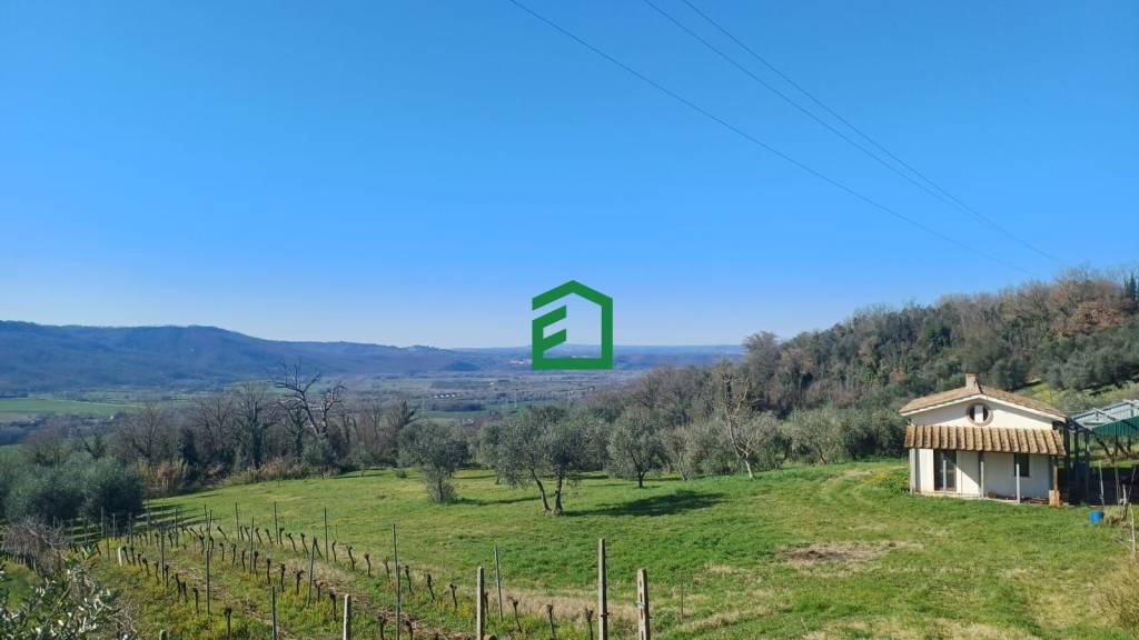 appartamento in vendita a Penna in Teverina