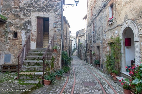 appartamento in vendita a Penna in Teverina