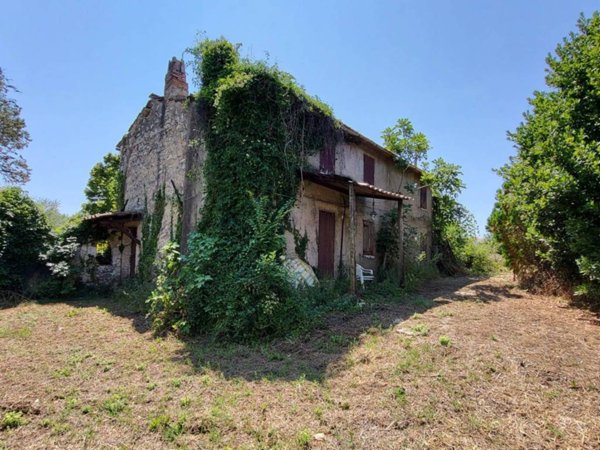 casa indipendente in vendita a Penna in Teverina