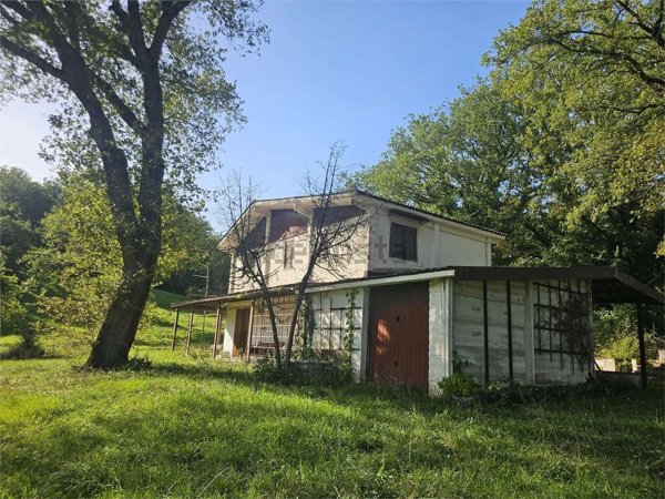casa indipendente in vendita a Penna in Teverina