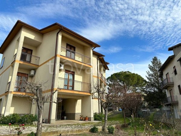appartamento in vendita a Penna in Teverina