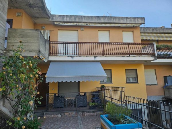 casa indipendente in vendita a Penna in Teverina