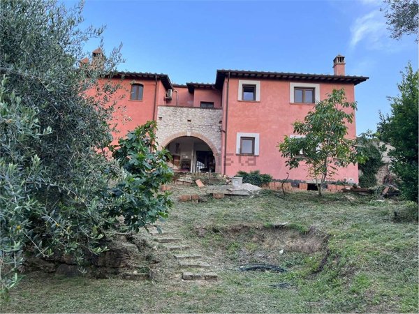 casale in vendita a Penna in Teverina