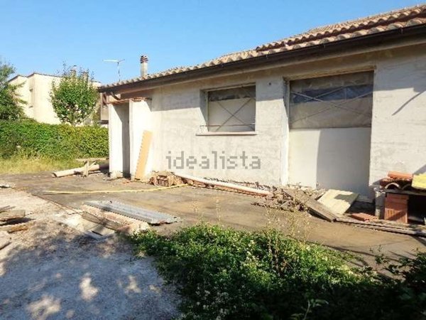 casa semindipendente in vendita a Penna in Teverina