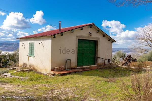 casa indipendente in vendita a Penna in Teverina