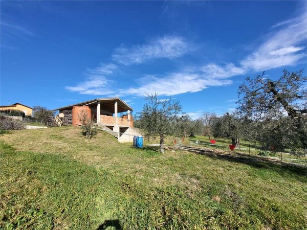 appartamento in vendita a Penna in Teverina