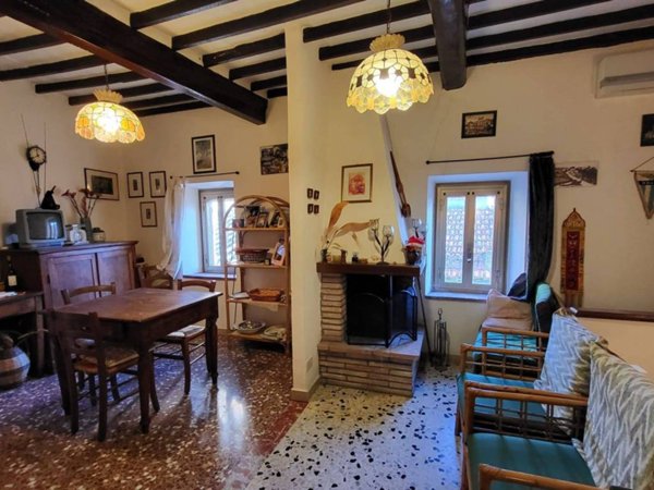 appartamento in vendita a Penna in Teverina