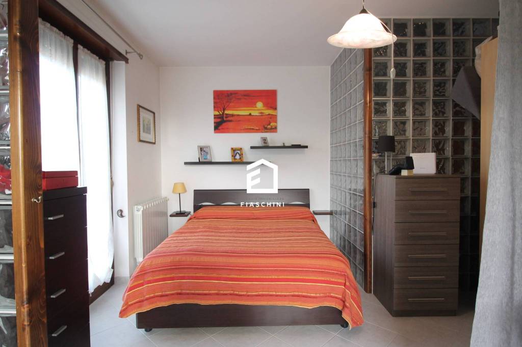 appartamento in vendita a Penna in Teverina